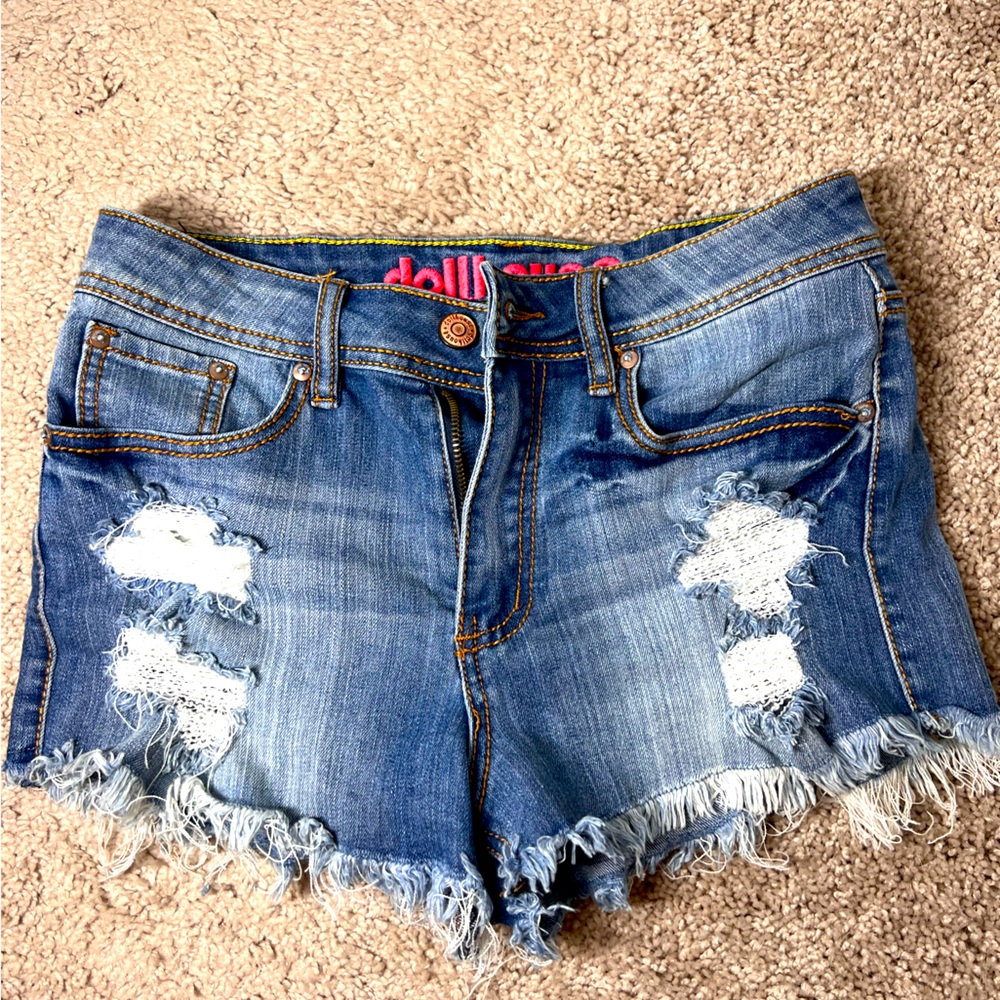 Dollhouse distressed denim shorts